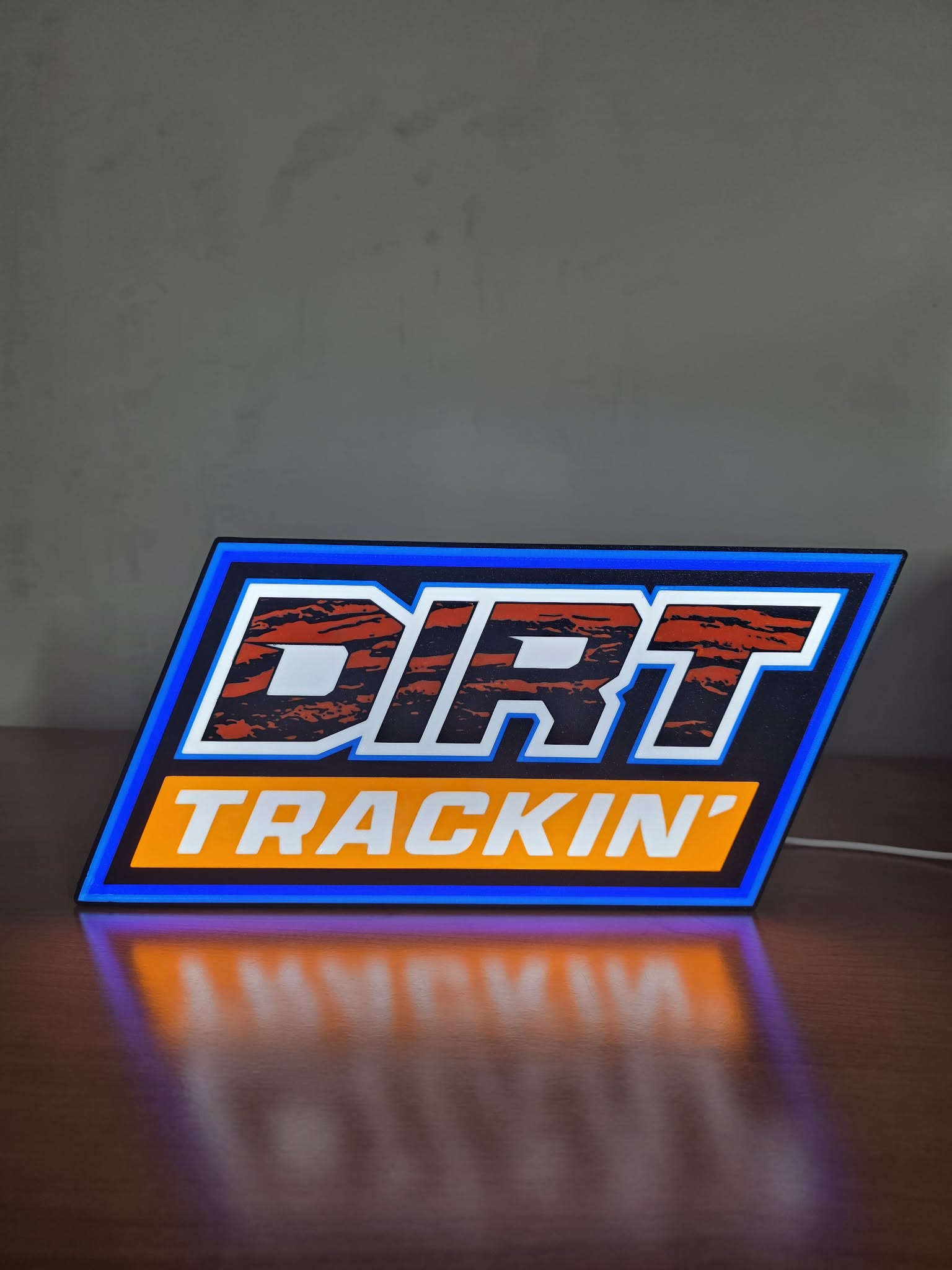 Dirt Trackin' Lightbox - Image 3