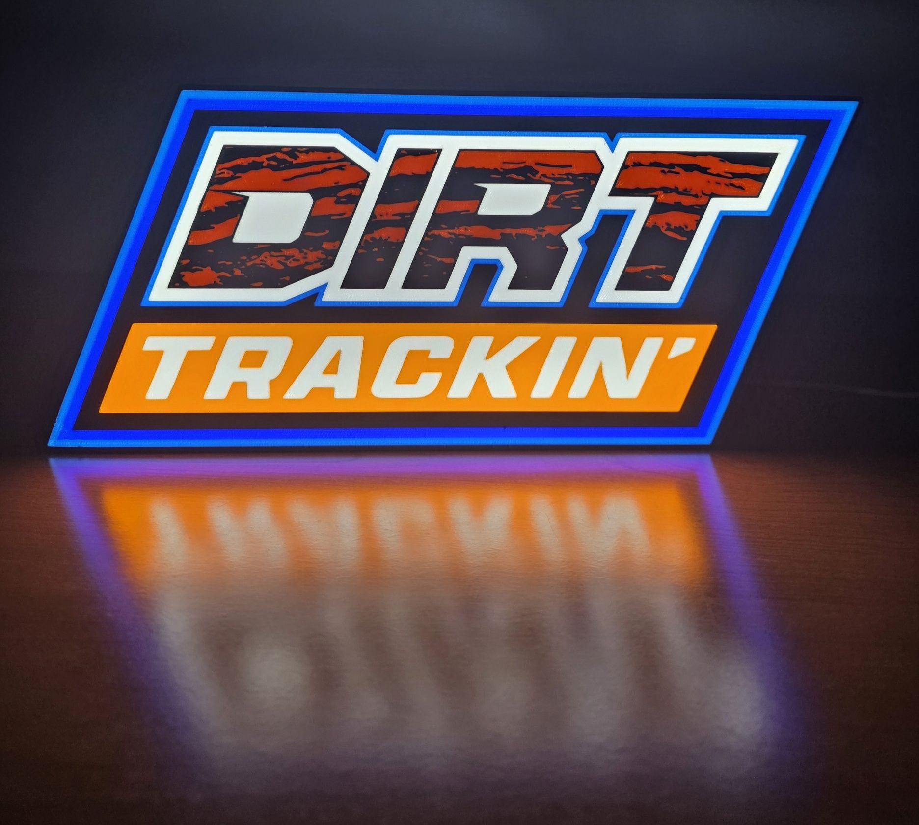 Dirt Trackin' Lightbox